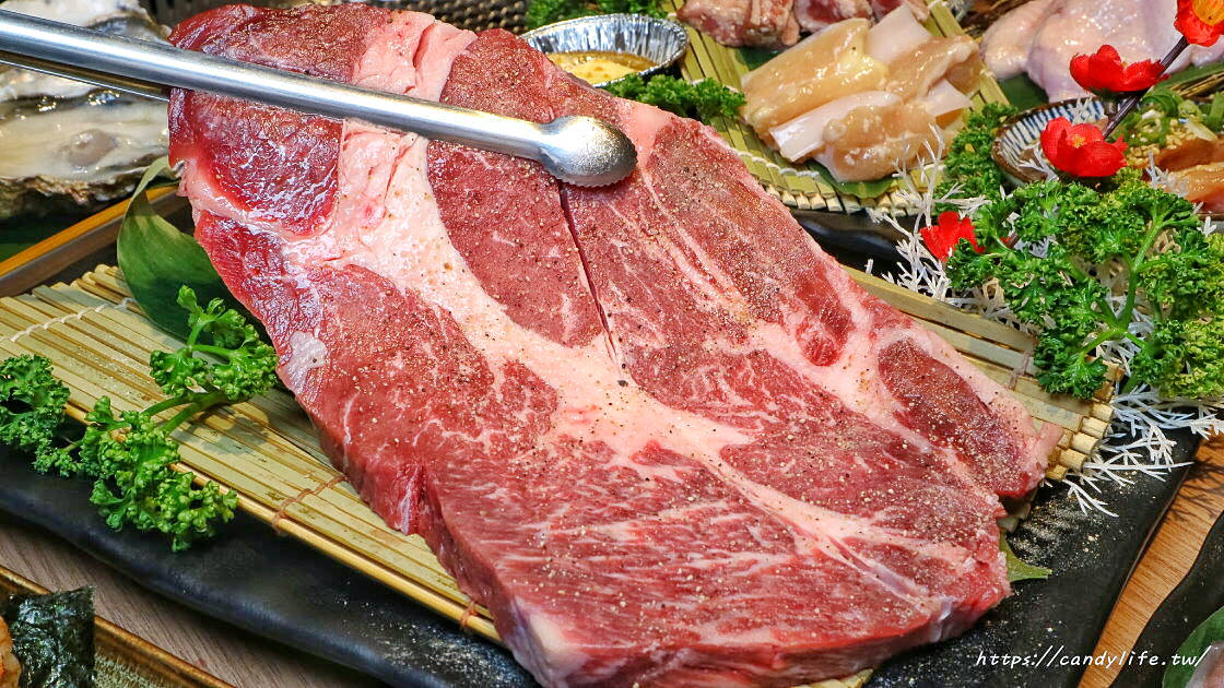298 Nikuya Taichung│台中燒肉推薦，巨無霸牛排只要298元！每日限量3片，CP值大爆表！