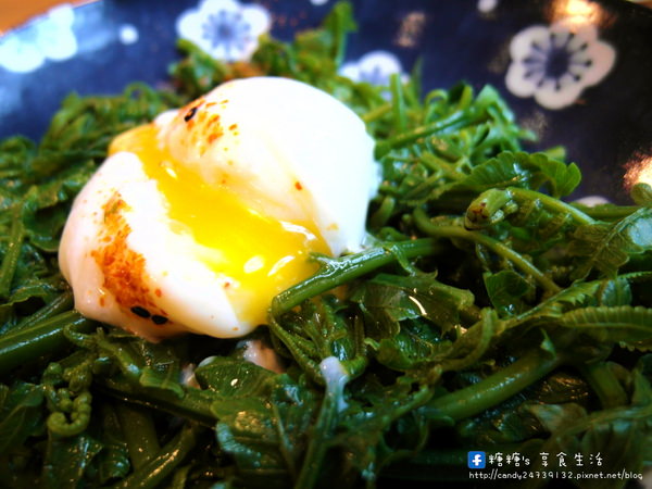 次男：〖台中│美食〗次男 日食料理製作所 ❤ 老宅改造，日式鐵板燒麵、燒餃子專門店~激推原味牛肉燒餃，汁多鮮美，咬下去會大大爆湯!!