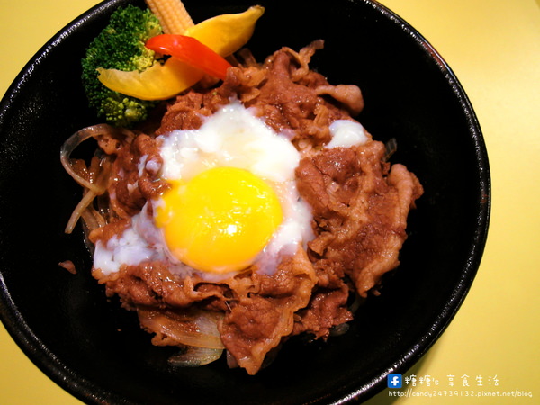 凱薩盒子：〖台中│美食〗凱撒盒子日式洋食專賣店 ❤ 日式丼飯／手作比薩／米烏龍麵／香醇咖啡，還有冬季薑母鴨創意料理新上市!!