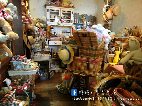 Buka這一隻熊cafe.zakka.gift：〖台中│景點〗Buka這一隻熊cafe.zakka.gift ❤ 超殺底片的世外桃源，隱藏於市區外的靜謐小森林!!【日系雜貨 vs 療癒咖啡】