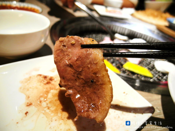 山鯨燒肉：〖台中│美食〗山鯨燒肉 ❤ 台中燒肉推薦!!印月集團燒肉品牌，肉品優質，套餐豐富，還可自選特色美食!!不定期還會舉辦燈籠之夜，當天還有抽獎活動唷!!