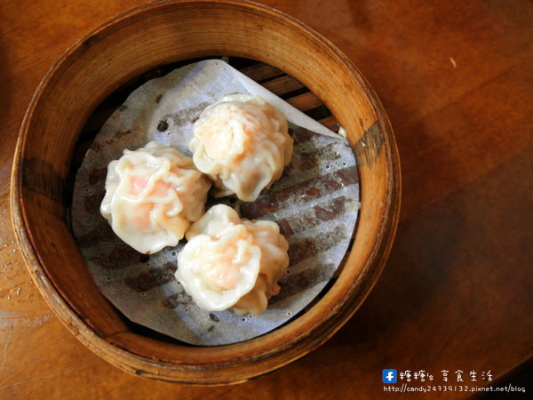 鑫旺角港式餐廳：〖台中│美食〗鑫旺角港式餐廳 ❤ 蓮香樓師傅40年的好手藝，厚功夫，蒸好味，滋味不輸添好運呢!!