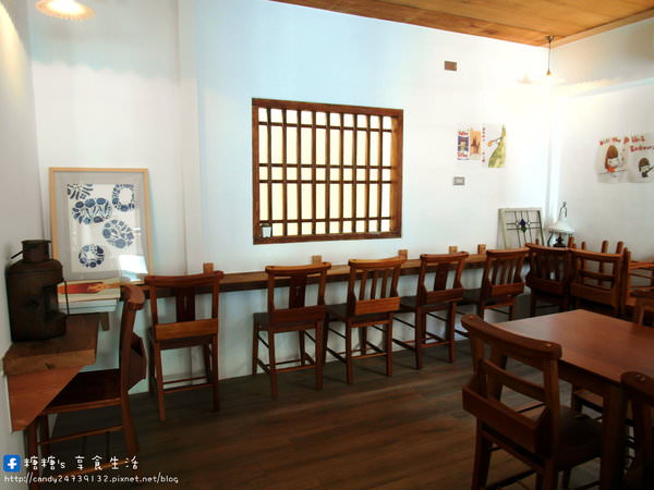 Mitaka s-3e Cafe 小3e：〖台中│美食〗Mitaka s-3e Cafe 小3e ❤ 超隱密的巷弄咖啡館，白色系老宅改造，結合日式雜貨及服飾店，有著澎派早午餐、美味鬆餅與輕食~沙鹿龍貓夜景咖啡市區分店!!