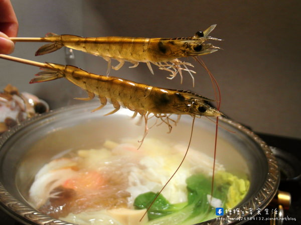 川銅日式鍋物：〖新竹│美食〗川銅日式鍋物 ❤ 頂級海鮮鍋物結合日式料理，吃完鍋物還有美味的海鮮粥噢~加海苔絲超美味!!