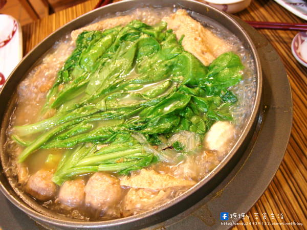 帝王食補薑母鴨：〖台中│美食〗帝王食補(進化北店) ❤ 堅持一斤鴨加四兩薑，成就完美帝王比例，冬天滋補，經典美味!!