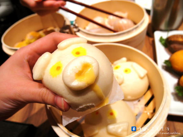 點點心台灣 Dimdimsum Taiwan(台中新光三越中港店)：台中│美食〗點點心台灣 Dimdimsum Taiwan ❤ 香港人氣港式飲茶＂點點心＂進軍台中新光三越囉!!12/21開幕，在新光三越10樓，台中朋友們準備好衝了嗎!!