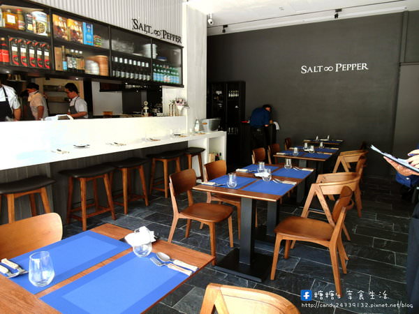 鹽與胡椒餐館 Salt & Pepper Restauran：〖台中│美食〗鹽與胡椒餐館 Salt &amp; Pepper Restauran ❤ 眾所期待的鹽與胡椒餐館終於重新開幕啦!!新址就在益昌六街86號，靠近龍富夜市這，新店裝潢變得好氣派!!