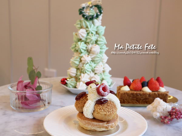 〖台中│美食〗Ma Petite Fête 翡朶禮餅私宴 ❤ 樂緹波兒二店，就在一店隔壁，美美Tiffany藍裝潢好夢幻，主打泡芙及千層派~