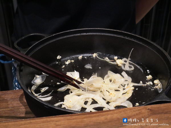 這一小鍋(德芳南店)：〖台中│美食〗這一小鍋-台中大里德芳南店 ❤ 這一鍋新品牌＂這一小鍋＂首店在台中大里登場啦~主打個人小火鍋，還有明治冰淇淋吃到飽~