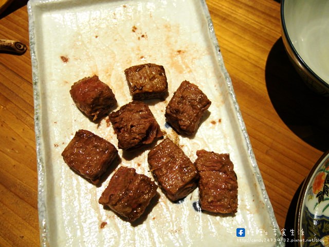 締藏和牛燒肉：〖愛評網│體驗團〗締藏和牛燒肉 ❤ 頂級和牛燒肉饗宴!!採用日本囲炉裏方式炭火燒肉，全程桌邊服務~環境、服務、餐點一級棒!!