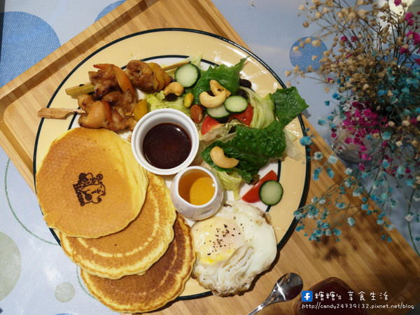 PuHouse 皮悠好食brunch慢時光：〖台中│美食〗PuHouse 皮悠好食 ❤ 河南路新開的早午餐，用餐環境很棒也很好拍，餐點部分還有進步空間~