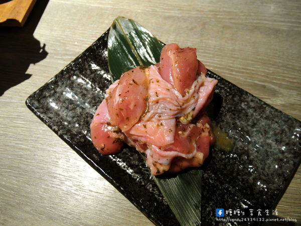 山鯨燒肉：〖台中│美食〗山鯨燒肉 ❤ 台中燒肉推薦!!印月集團燒肉品牌，肉品優質，套餐豐富，還可自選特色美食!!不定期還會舉辦燈籠之夜，當天還有抽獎活動唷!!