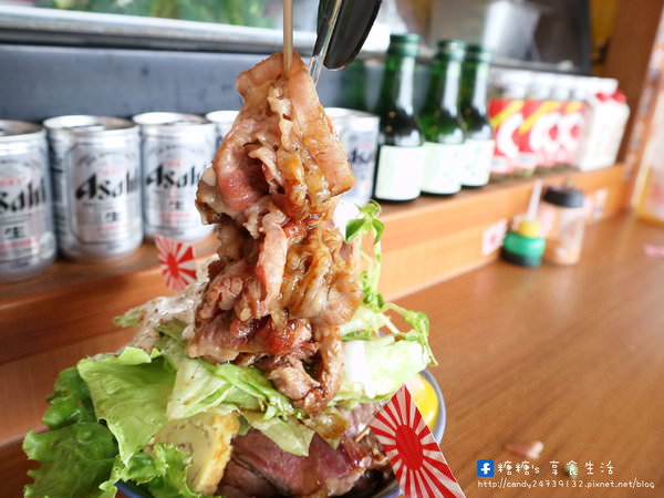 信兵衛：〖台中│美食〗信兵衛 手作丼飯壽司 ❤ 近中華夜市，CP值大破表的日式料理!!新品兵衛爆牛丼份量超實在，肉肉有夠多，還有特盛刺身，份量也超驚人~