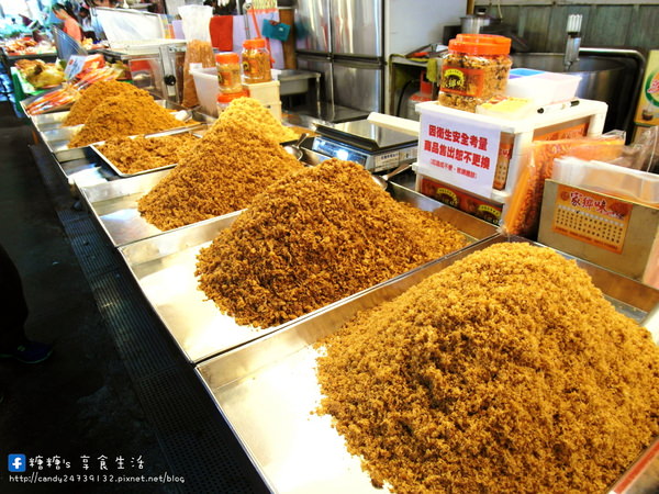 家鄉味肉鬆專賣店：〖台中│美食〗家鄉味肉鬆專賣店 ❤ 台中肉鬆專賣推薦!!隱藏在東區新光市場的家鄉味~除了肉鬆外、還有魚鬆、肉乾等美食，也有精緻年節禮盒唷!!