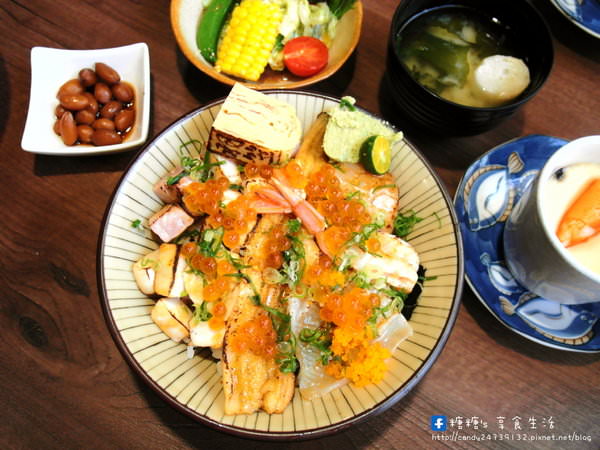 羽笠食事處：〖台中│美食〗羽笠食事處 ❤ 位於精誠路上，CP值頗高的日式丼飯，食材新鮮，用料豐富又實在~店內可刷卡，記得來之前先訂位，避免久等唷!!