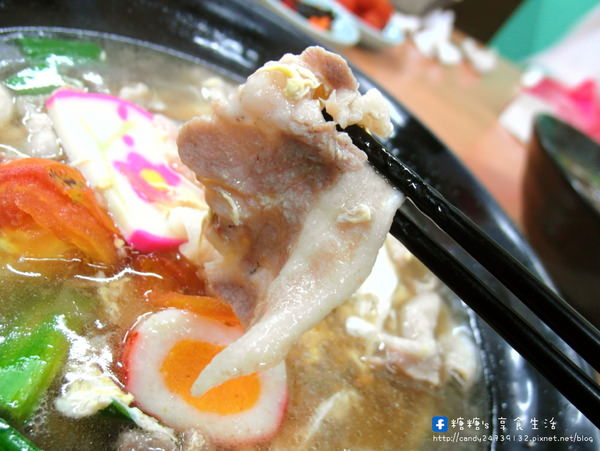 陸軍小館：〖台中│美食〗陸軍小館 ❤ 眷村風味小館，鄰近科博館植物園旁，份量超多，建議揪團來吃，三人以上比較划算!!