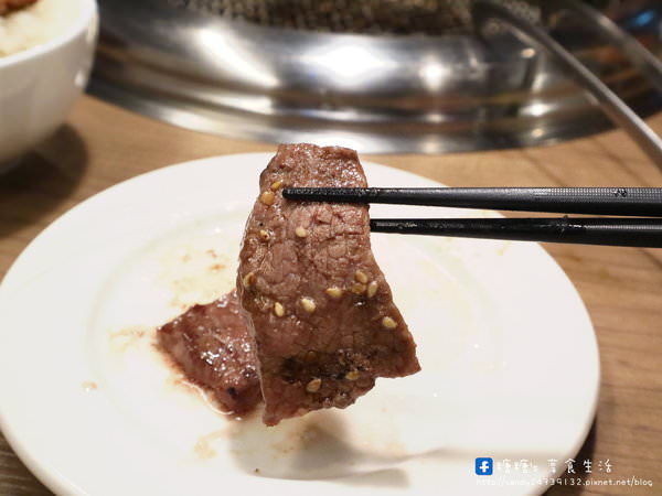 雲火日式燒肉：〖台中│美食〗雲火日式燒肉 ❤ 嚴選頂級優良食材，空間寬敞舒適~中秋烤肉不用自己生火，來雲火有專人為您服務唷!!