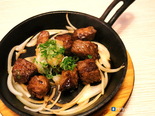 雲鳥日式料理：〖台中│美食〗雲鳥日式料理 ❤ 北屯區家庭式平價日式料理，料多味美，創意十足，現在打卡還有送創意小菜唷!!